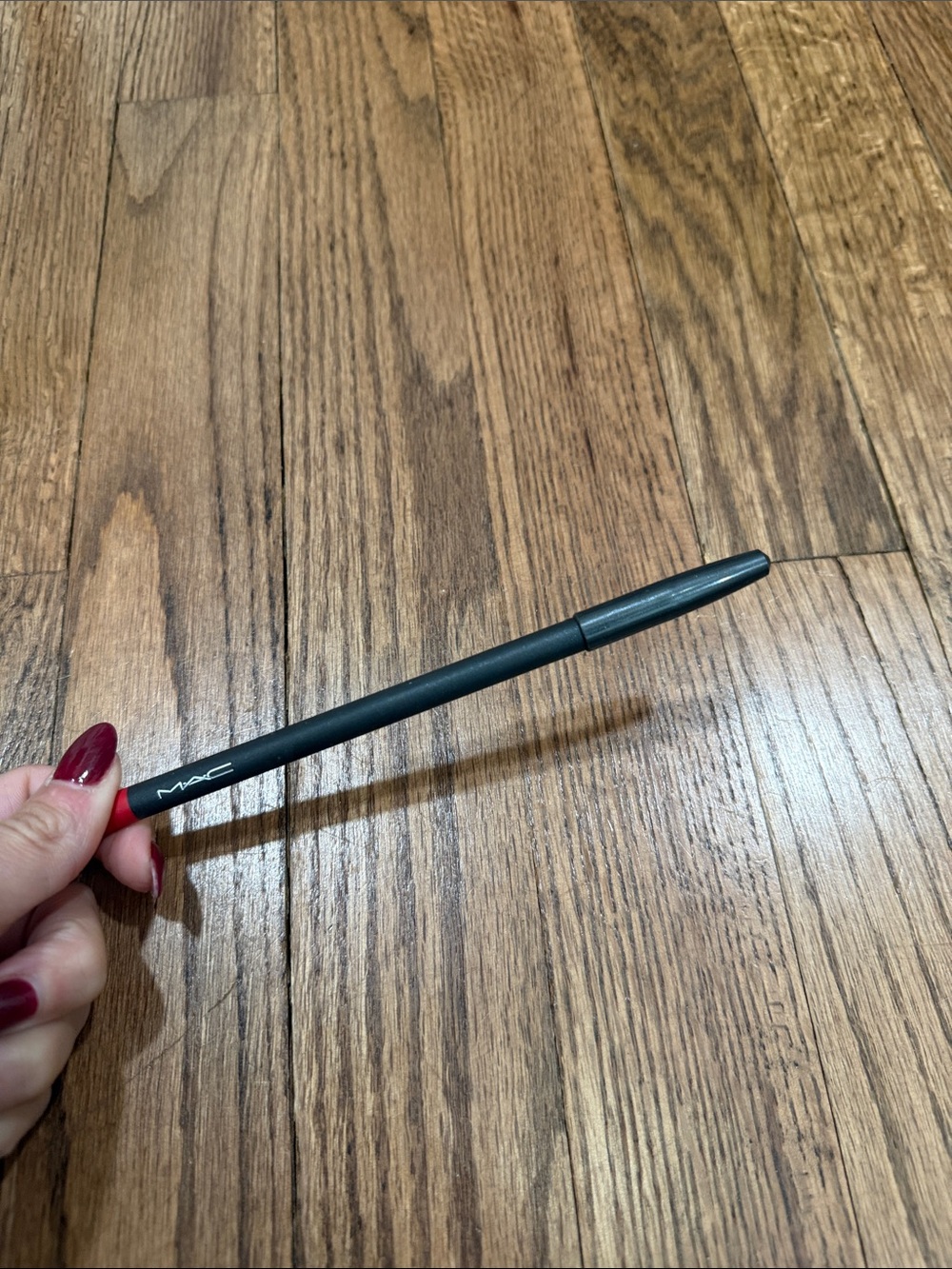 MAC Cosmetics Ruby Woo Lipliner